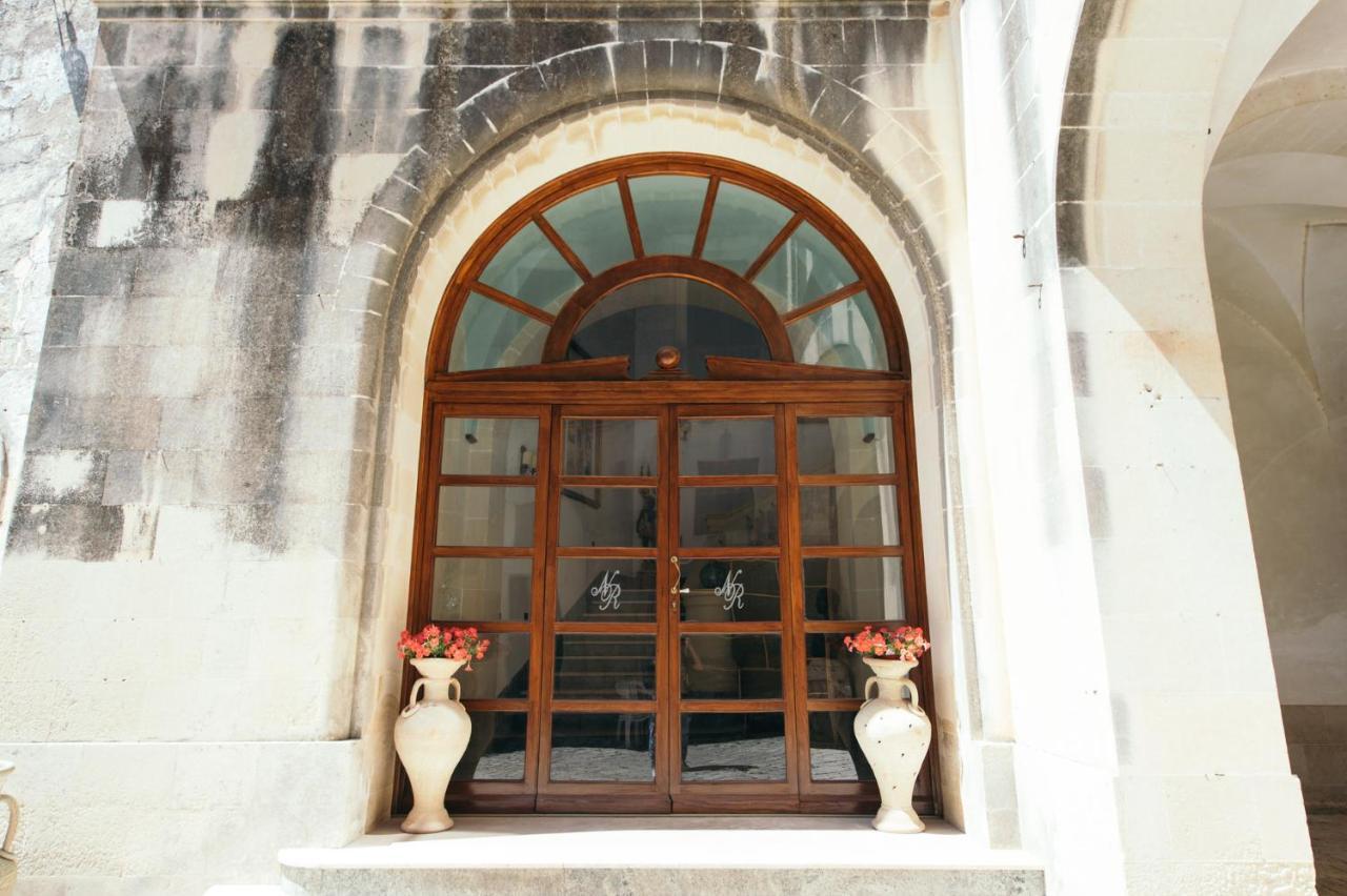 Palazzo Scarciglia Hotel Minervino di Lecce Exterior photo